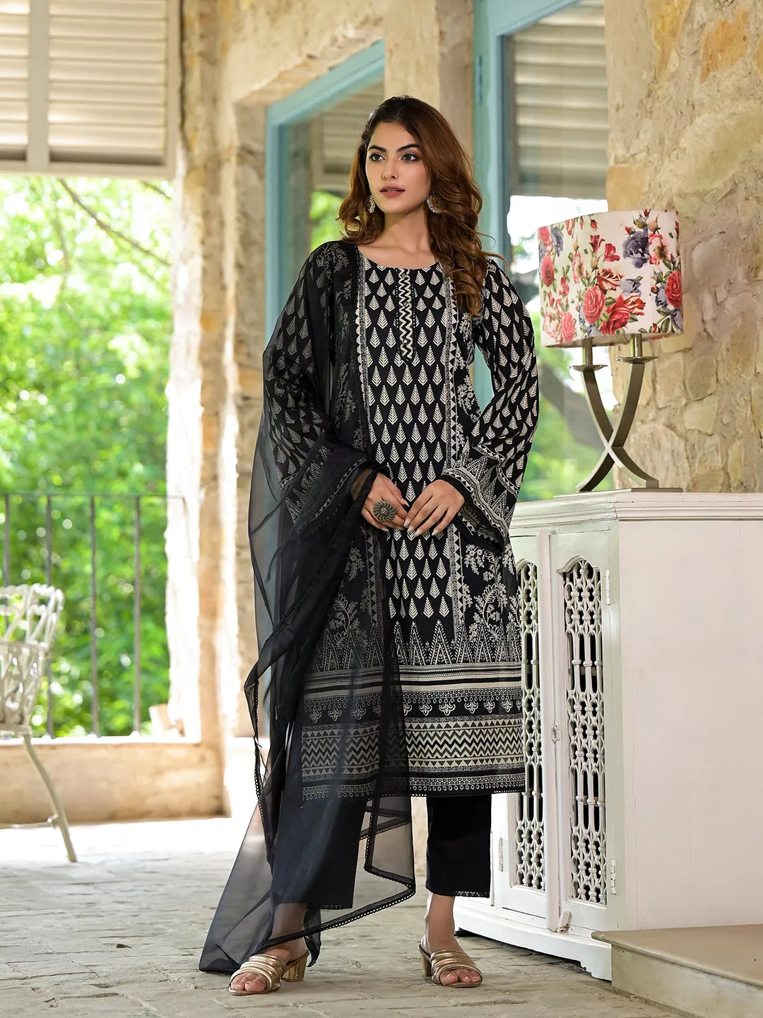 Jashvi Black Cotton Straight Fit Knee Long Kurta Set for Women