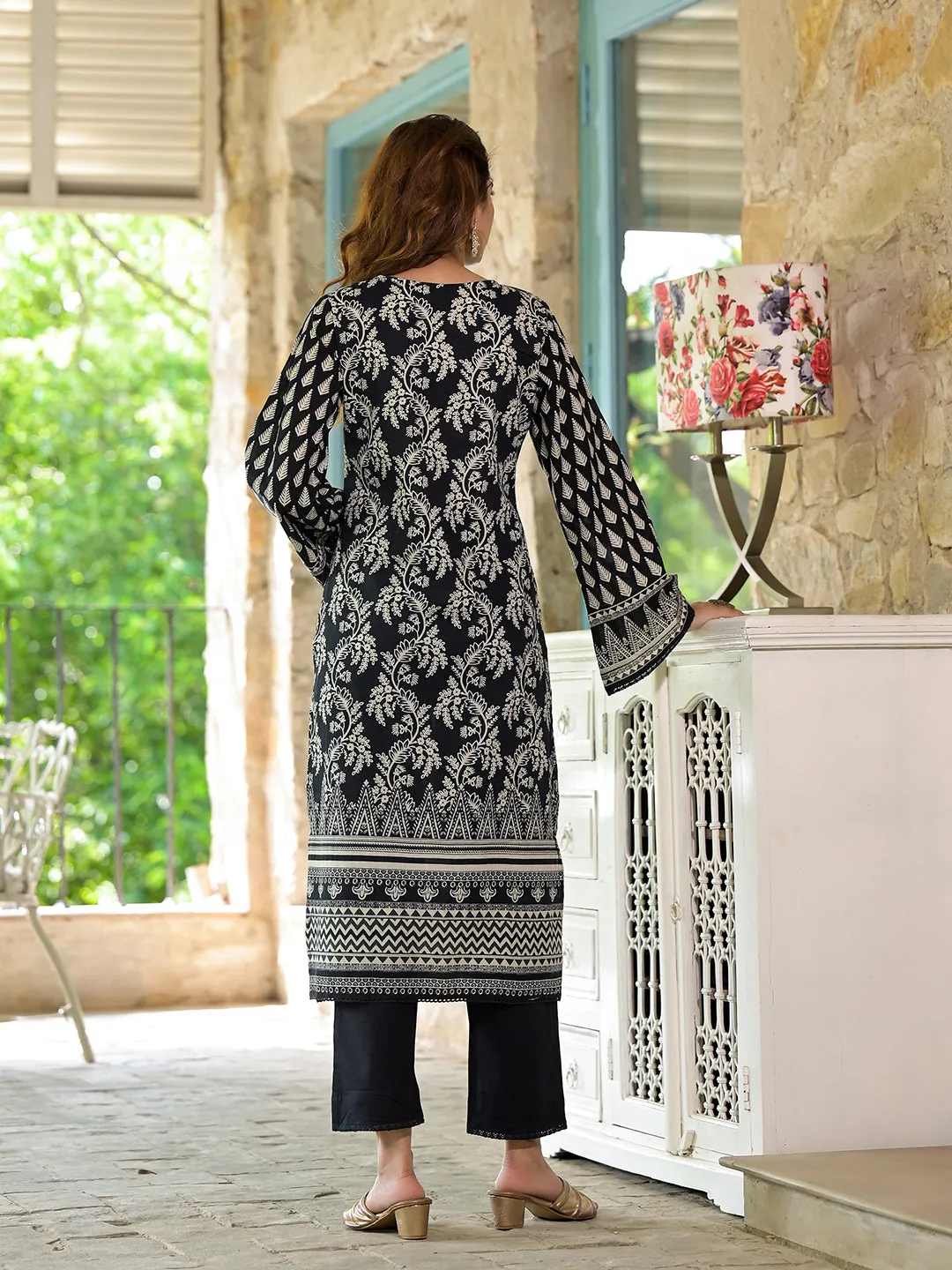 Jashvi Black Cotton Straight Fit Knee Long Kurta Set for Women