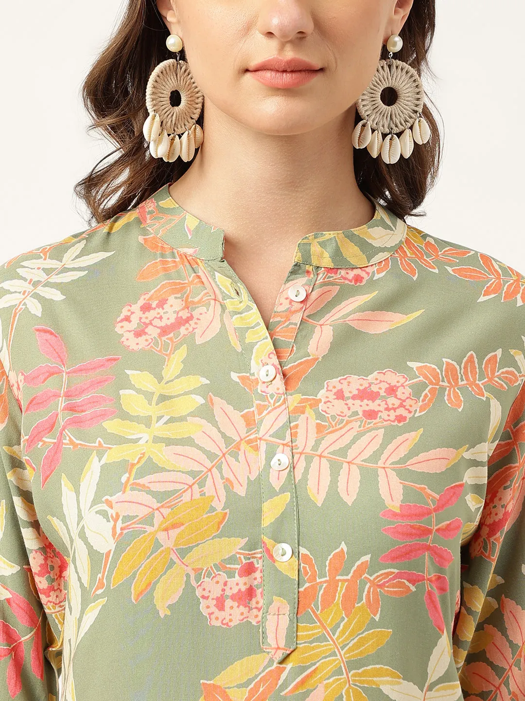 Jashvi Green Floral Digital Printed Straight Fold Sleeve Kurta
